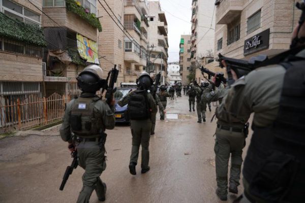 השוטרים פשטו על הכפר: זה מה שהם איתרו שם