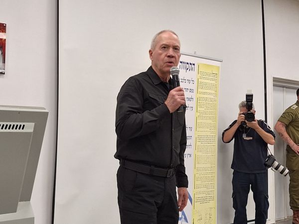 גלנט למתגייסים: "נגיע גם לרפיח, מוכנים לשלם מחיר"