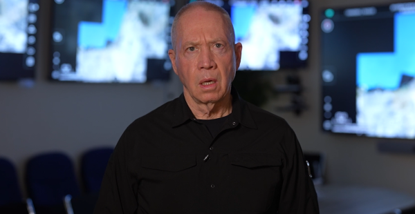 גלנט עונה למבקרים: התייחסו לצה"ל ביראת כבוד