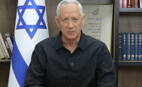 גנץ: האירוע לא נגמר, נגבה מאיראן מחיר