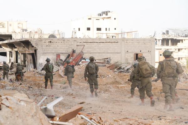 לאחר הרענון: הצנחנים פשטו על שכונת אל-אמל