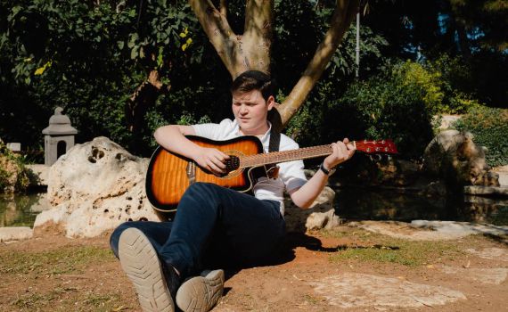 חיים ציפל בסינגל חדש: "להישאר קרוב"