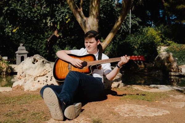 חיים ציפל בסינגל חדש: "להישאר קרוב"