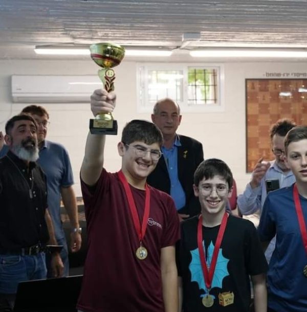 כבוד למגזר: ניצחון לבתי הספר הסרוגים בירושחמט