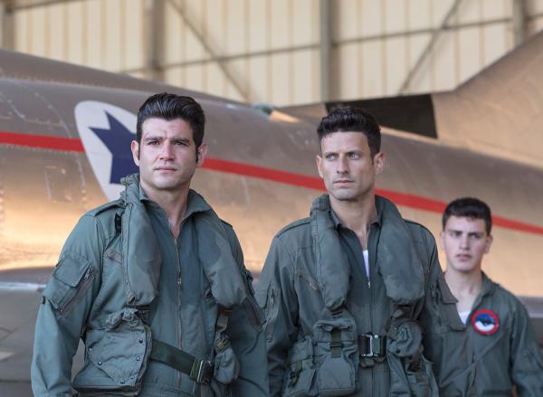 "קרב אוויר": כשחיל האוויר הישראלי מתיימר להיות טופ גאן