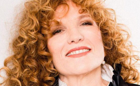 חוגגת 40 שנות פעילות: נורית גלרון משחררת סינגל חדש