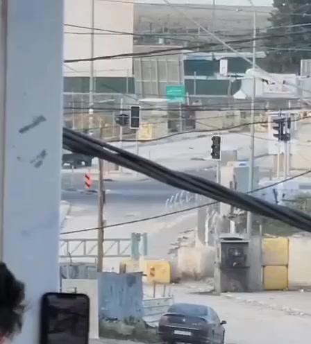 צפו: רגע חיסול המחבל בפיגוע הירי בבית ענון