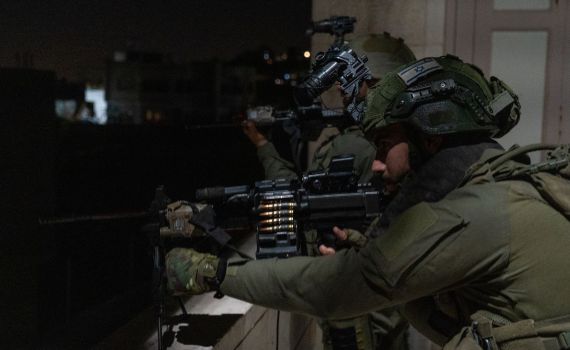 לוחמי צה"ל הגיעו לבית המחבל מגן יבנה. צפו בתיעוד