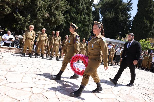לקראת יום הזיכרון: קריאה לביטול נאומי הפוליטיקאים
