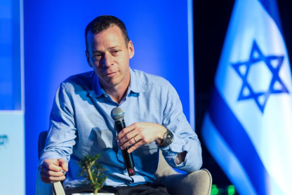 עמית סגל על הדיווח הדרמטי: "משחק או שינוי מהותי"?