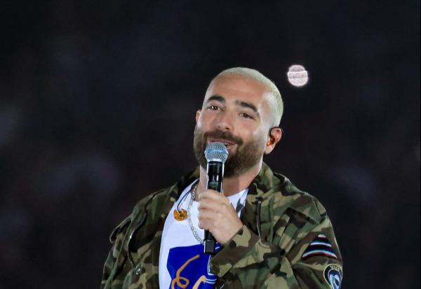 מסתבך: עומר אדם בדרך לבית משפט בגלל זכויות יוצרים