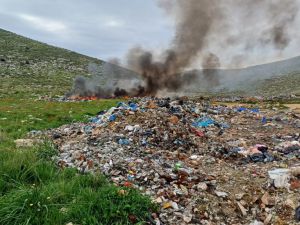 ראש העיר מהמרכז על השריפות ביו"ש: "התושבים נחנקים"