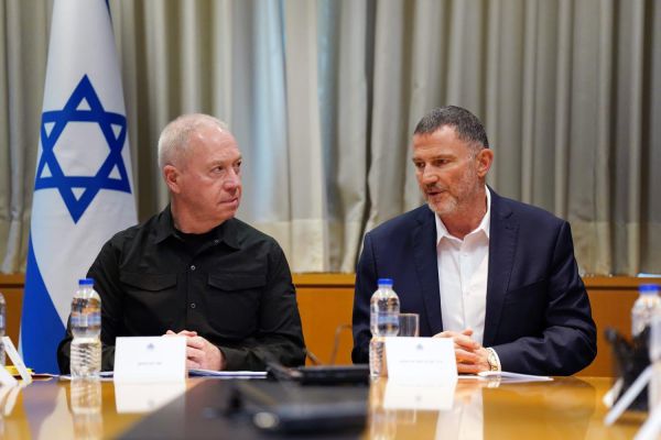 גלנט: נערכים לגיבוש מתווה גיוס לציבור החרדי לצה"ל