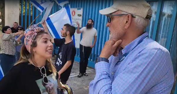 גיסתו של החטוף התעמתה עם עובד אונר"א. צפו