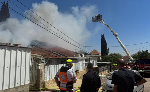 שריפה בשני בתים באשקלון: 2 פצועים במצב בינוני-קשה