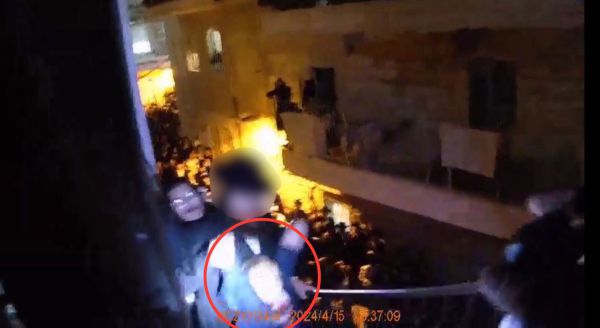 "נאצים, רוצחים": התפרעות אלימה במאה שערים