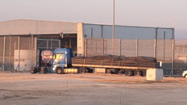 תנועת צו 9 טוענים: משאיות עם ברזל נכנסו לתוך עזה