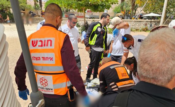 טביעה באילת: מאמצי החייאה באישה בת 70