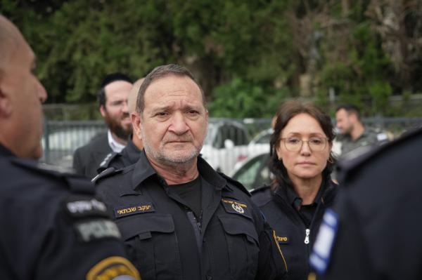 למרות ההמלצה להדחה: המפכ"ל נערך להילולה במירון