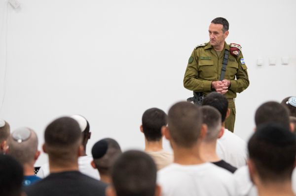 הלוי למתגייסי כפיר: "הצלת חטופים-מטרה נעלה"