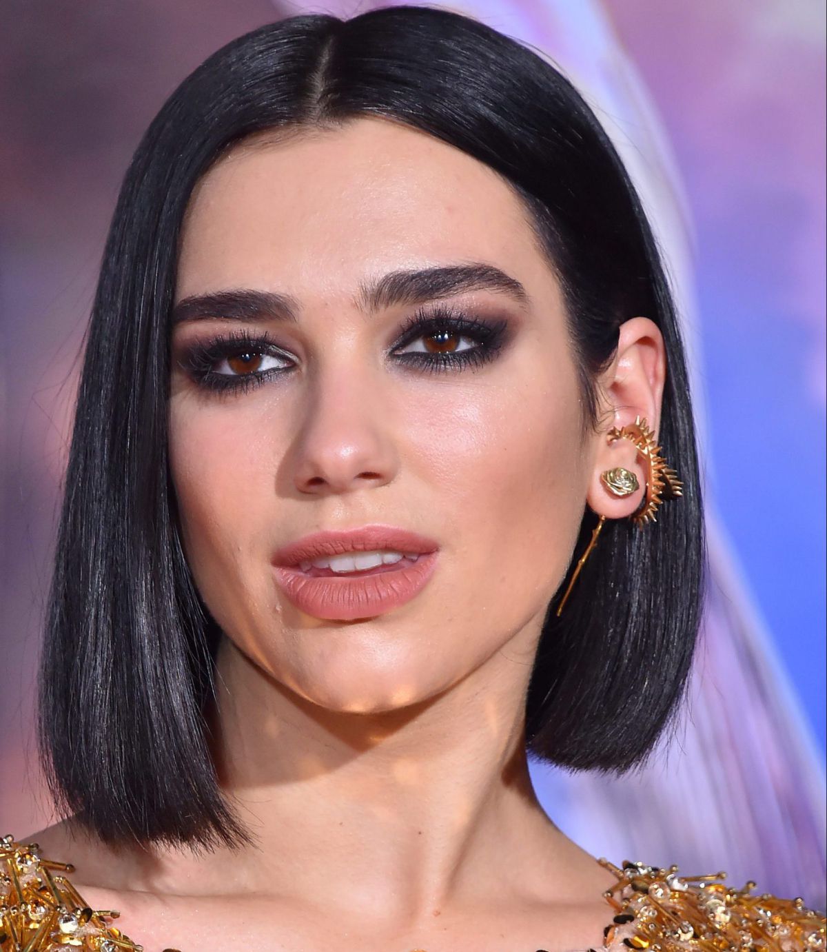 הכוכבת של עולם הפופ: דואה ליפה מסמנת טריטוריה