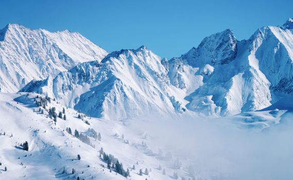 אסון באוסטריה: לפחות שני הרוגים במפולת שלגים