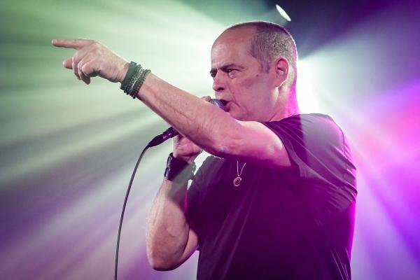 למרות מצבו הקשה: הזמר אדם צפוי להופיע על הבמה