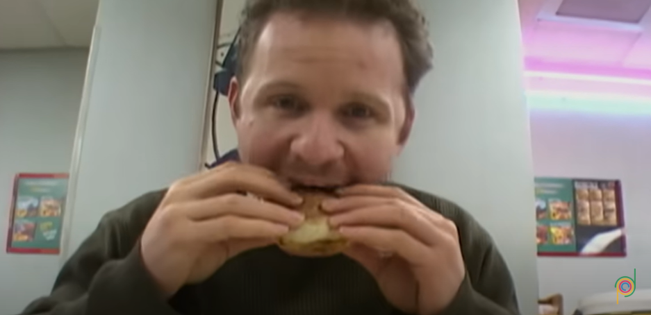 הבמאי שאכל מקדונלדס במשך חודש הלך לעולמו