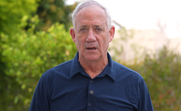 גנץ: "הבאת חוק הגיוס היא טעות גדולה בכל זמן"