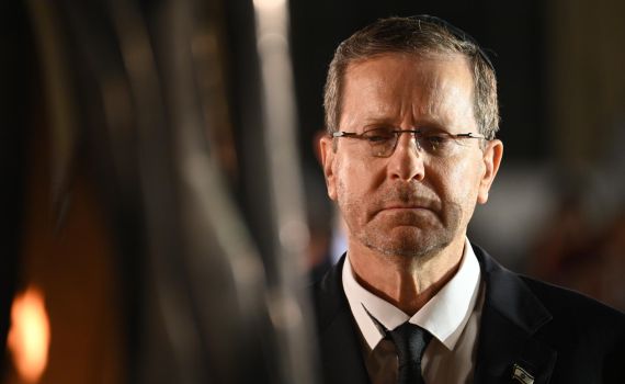 הנשיא הרצוג מבקש סליחה ממשפחות החטופים