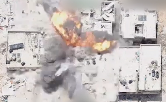 צפו בתיעוד: כלי טיס מחסלים מחבלי חיזבאללה