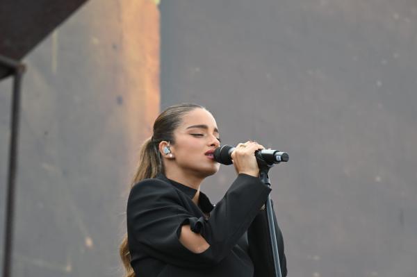 מכה לנועה קירל: ענקית המוזיקה בהודעה דרמטית