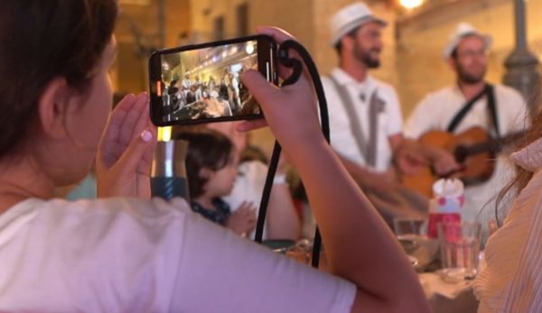 כאן הכל קורה – כיכר המוזיקה המחודש בירושלים