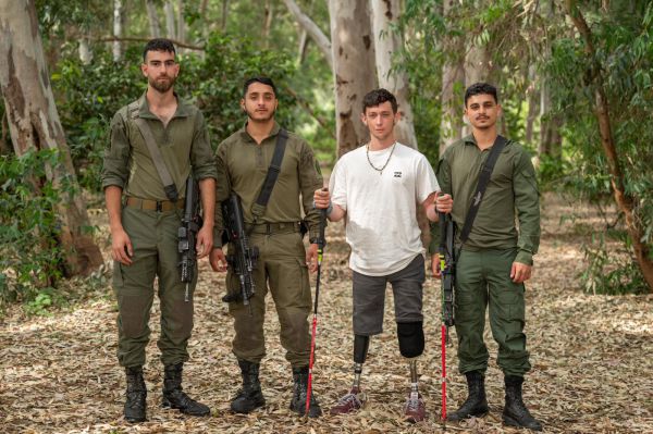 הרמטכ"ל עם צוות איתח: "היינו 14 – נשארנו 3"