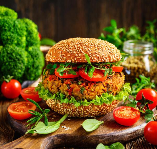 צמחונים? הנה מתכון להמבורגר שגם אתם תוכלו להנות ממנו
