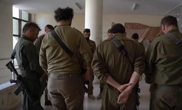 צפו: הלוחמים קיימו טקס ליום השואה ברצועת עזה