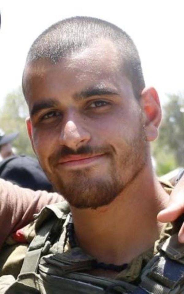 תומר נשאר בעמדה וחיפה על חבריו באש עד שנפל