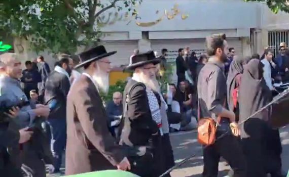 חרדים מנטורי קרתא השתתפו בהלוויית נשיא איראן ראיסי