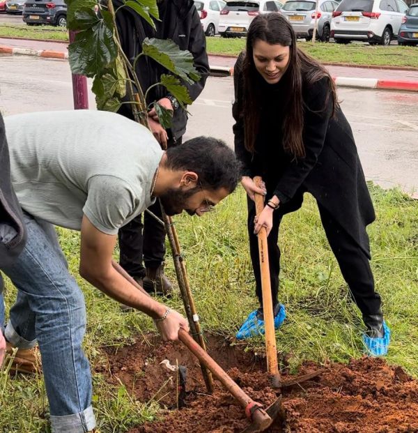 בר אילן: אין לימודים בזמן טקס יום הזיכרון