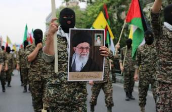 חמינאי חוגג: "הפגנות בארה"ב-הוכחה לצדק"