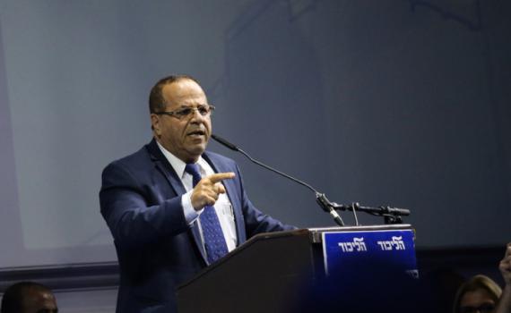 השר לשעבר חשף בדמעות: "אני פוסט טראומטי". צפו