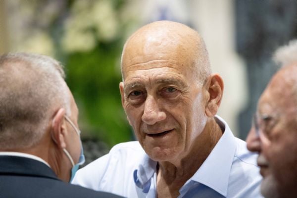 ערב יום הזיכרון: הכינוי הקשה של אולמרט לנתניהו