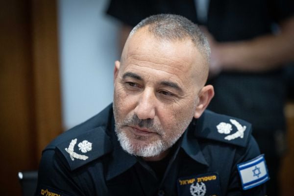 טלטלה: מפקד מחוז ירושלים הודיע שיפרוש מהמשטרה