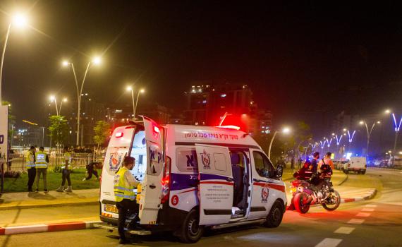 בתום מרדף של פקחים עירוניים, נהרג רוכב האפנוע