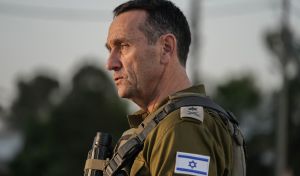 יום הולדת שמח: עשרה דברים מפתיעים על הרמטכ"ל לשעבר הרצי הלוי