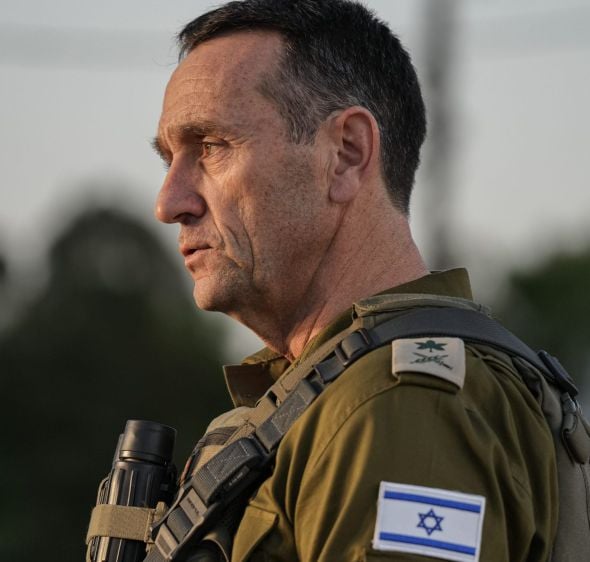 יום הולדת שמח: עשרה דברים מפתיעים על הרמטכ"ל לשעבר הרצי הלוי