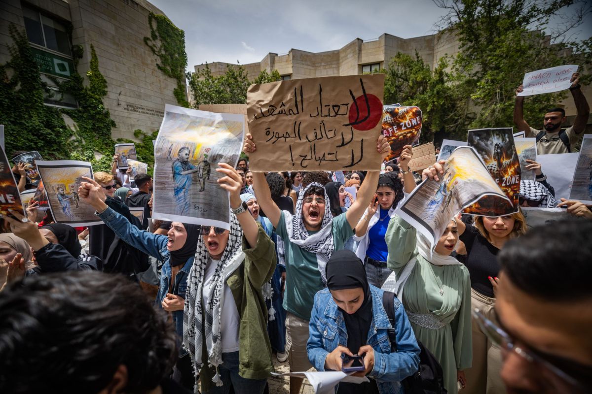 האוניברסיטה העברית מרחמת על אכזרים (בינתיים)