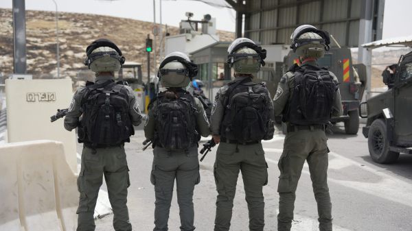 צפו: לוחמי מג״ב מנטרלים את המחבל בפיגוע באבו דיס