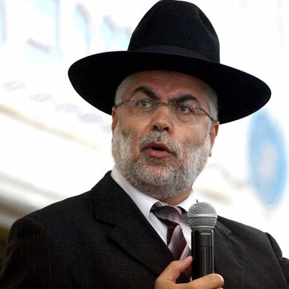 שלמה בניזרי לעיתונאי החרדי: "יש לך בעיה באמונה"