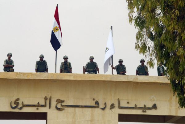 מעבר רפיח: חיילים מצרים פתחו באש לעבר חיילי צה"ל